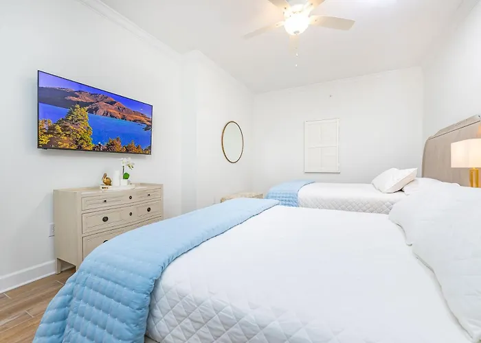 Apartment Phoenix Ii 2402